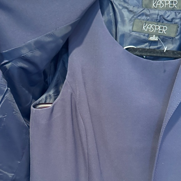 NWOT Kasper Deep Purple 3pcs Jacket and Skirt Ensemble - Picture 4 of 10